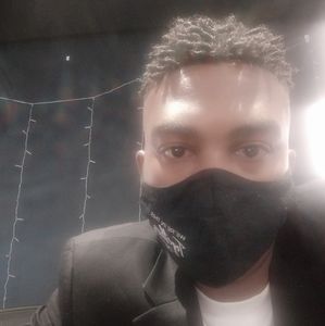 Meet your Posher, Beniah